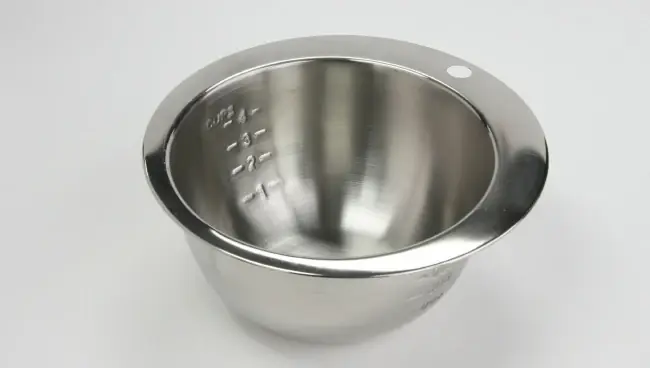 1 Qt. Stainless Steel Measurer/Mixing Bowl