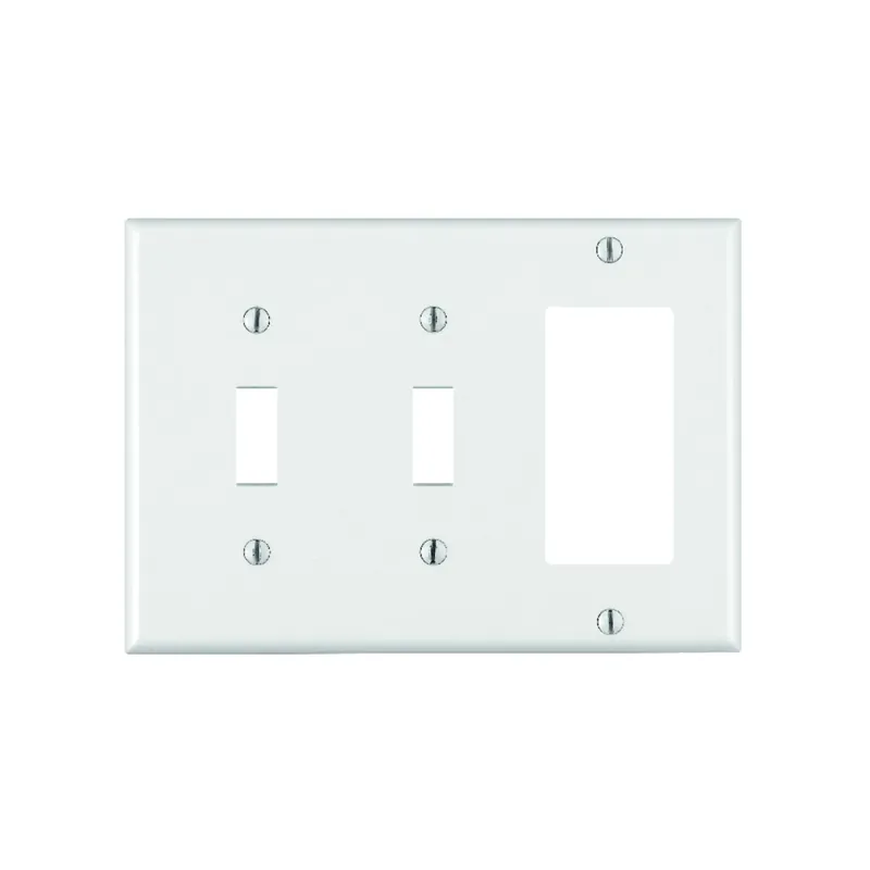 Leviton White 3 Gang Thermoset Plastic Decorator/Toggle Wall Plate 1 Pk