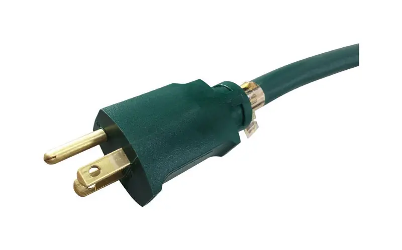 25 Ft. Green Triple Outlet Cord 14/3 For Indoor Or Outdoor Use