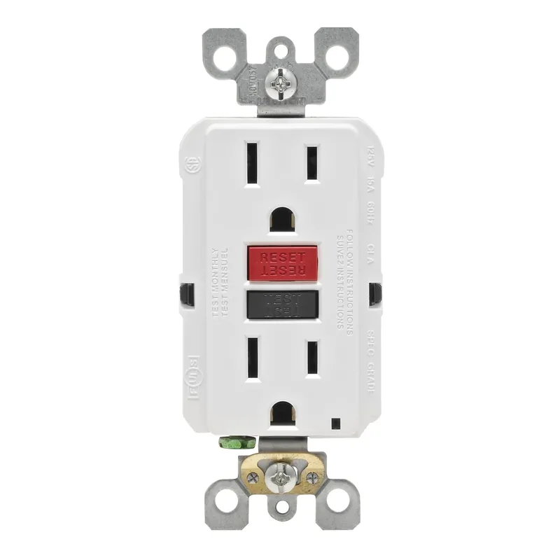 Leviton SmartlockPro 15 Amps 125 V Duplex White GFCI Outlet 5-15R 1 Pk