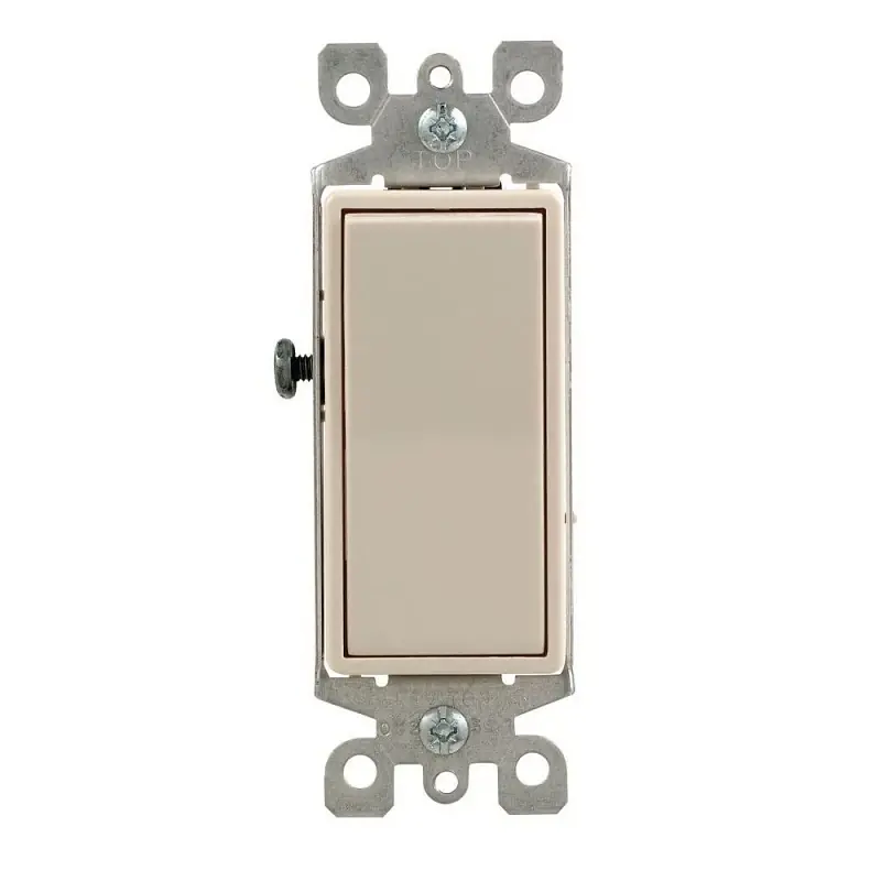 Leviton Decora 15 Amps 3-Way 3-Way/Rocker AC Quiet Switch White 1 Pk