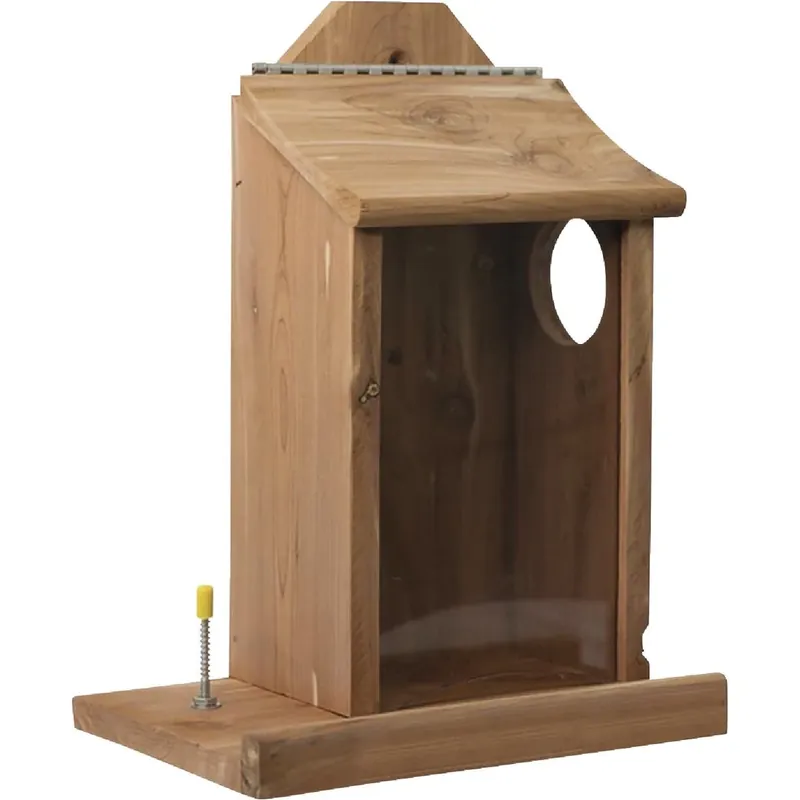 Cedar Wildlife Critter Feeder – Weather‑Resistant Squirrel & Chipmunk Food Station