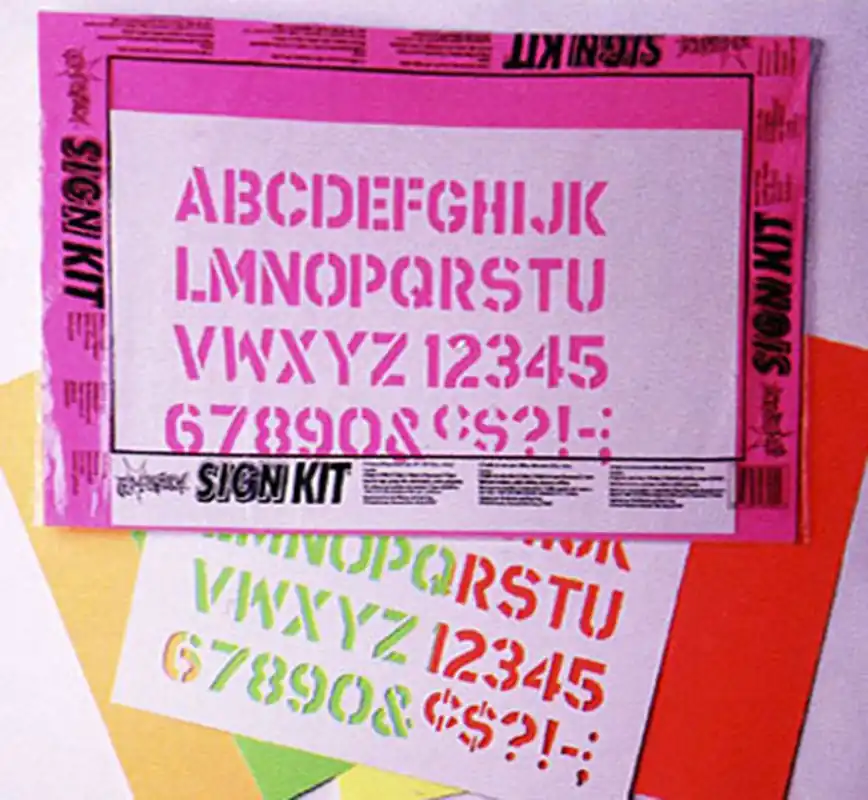 Royal Poster Making Kit - 22 Inches X 14 Inches X 0.5 Inches