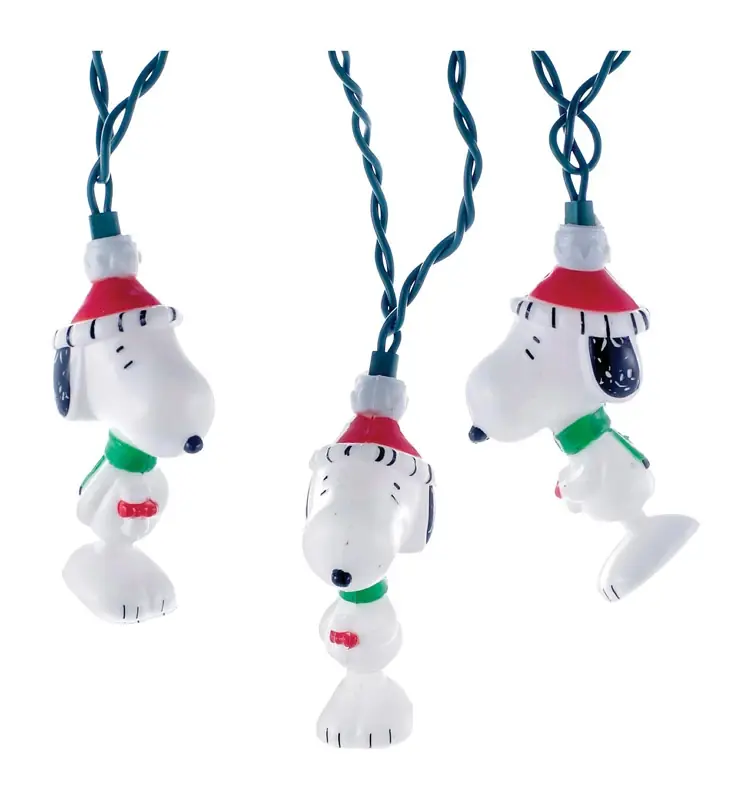 10-light Peanuts Snoopy Incandescent Mini Light Set 11 Ft. Green Wire