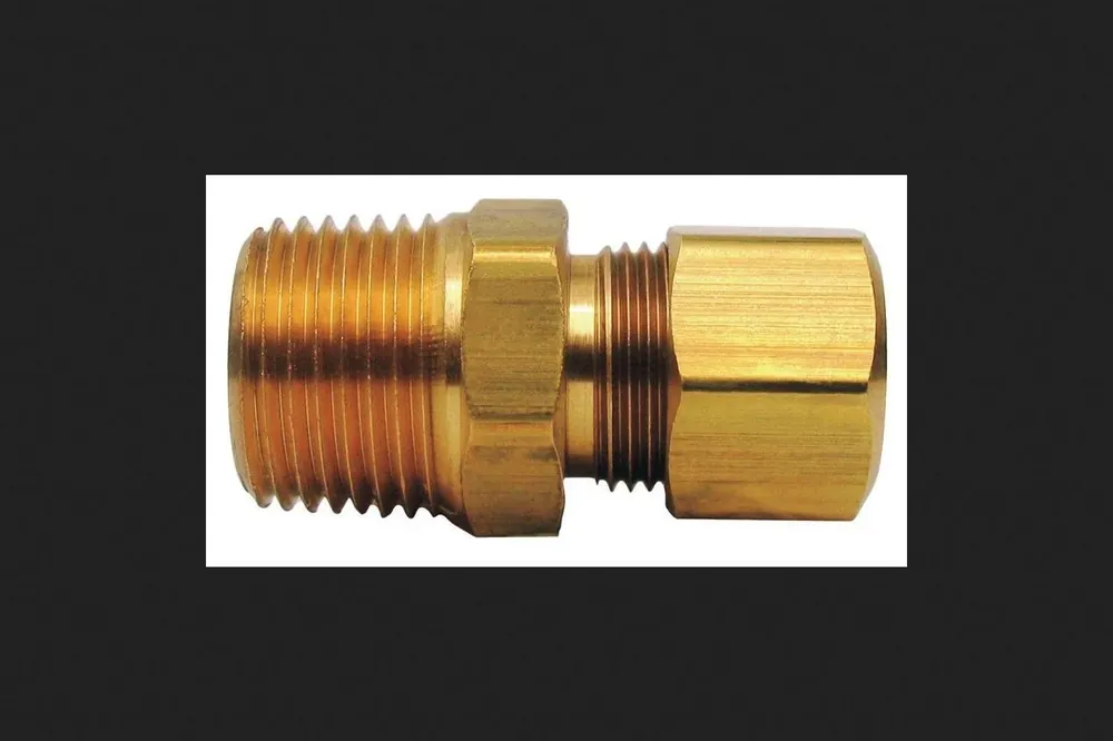 CONNECTOR 1/2X1/2 BRS