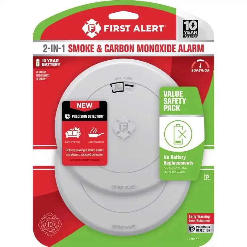 First Alert Battery-Powered Electrochemical/Photoelectric Smoke And Carbon Monoxide Detector 2 Pk