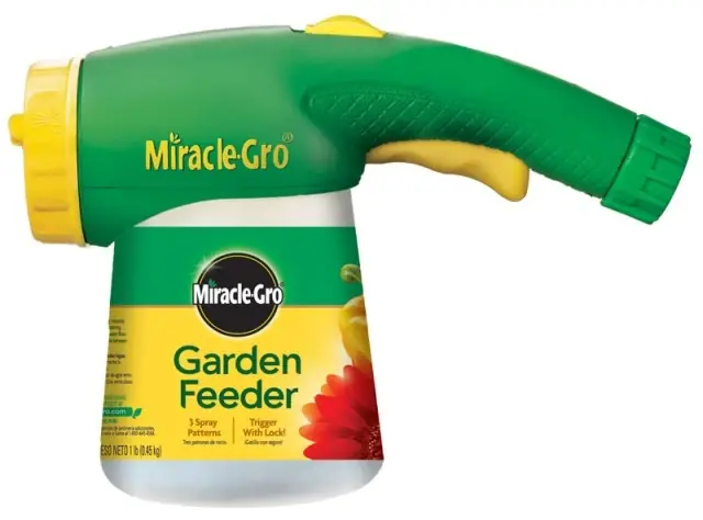 Miracle-Gro 100410 Waterproof Garden Feeder 1 Lbs