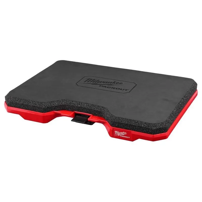 Milwaukee Packout 18" X 14" Rubber Kneeling Pad – Black, Non‑Marring Work Cushion