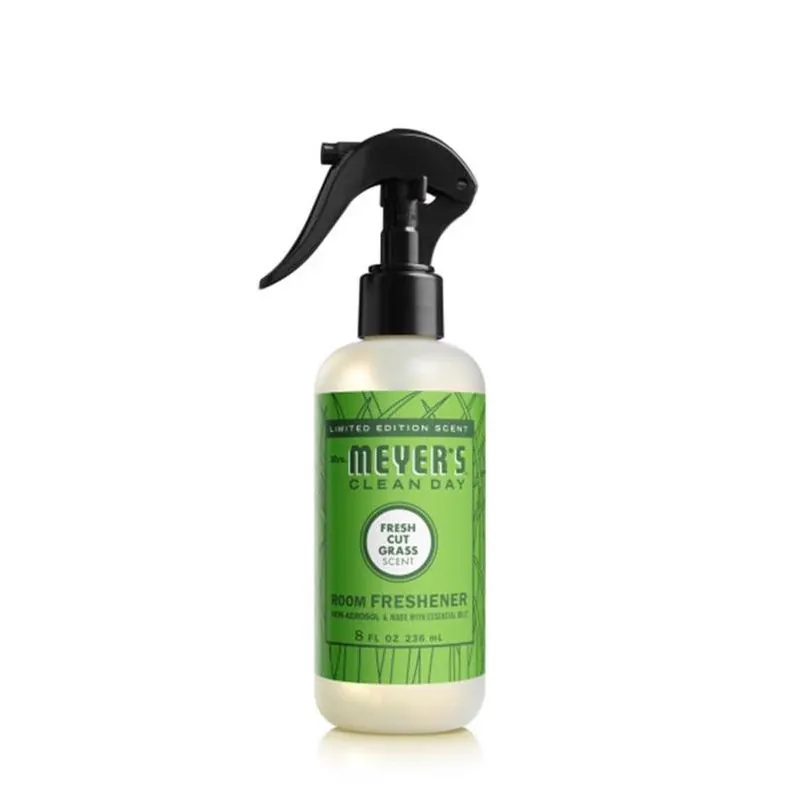 Mrs. Meyer‘s Clean Day Fresh Cut Grass Air Freshener Spray – 8 Oz