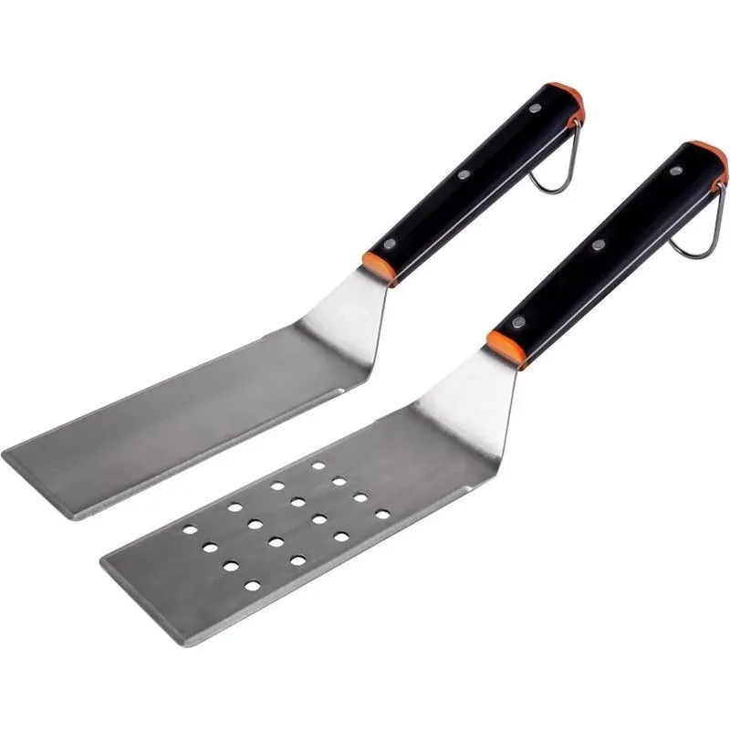 Traeger Flat‑Top Griddle Spatula – Black/Orange Heat‑Resistant Tool