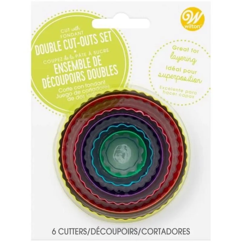 Wilton 6‑Piece Round Cookie Cutter Set – Durable Plastic & Metal Baking Tools