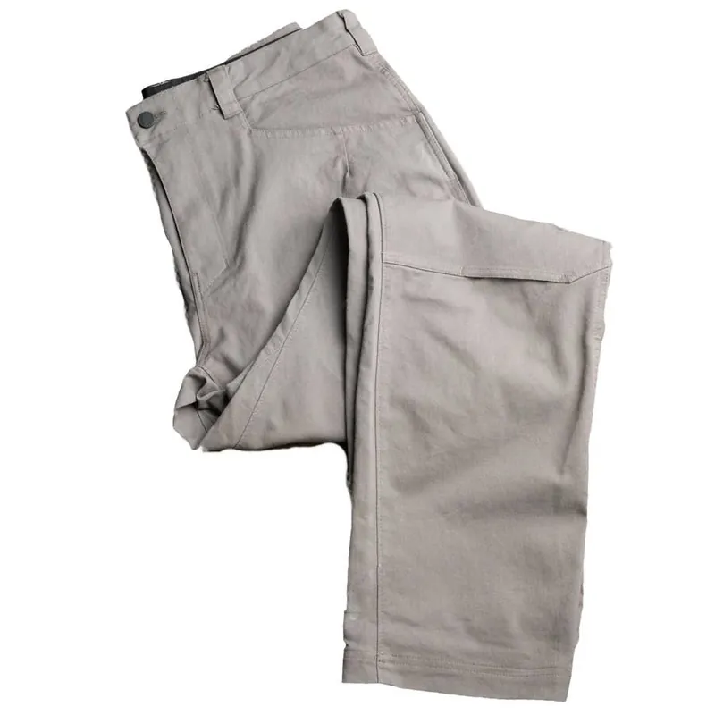 Smith + Rogue Men‘s Mountain Chino Pant