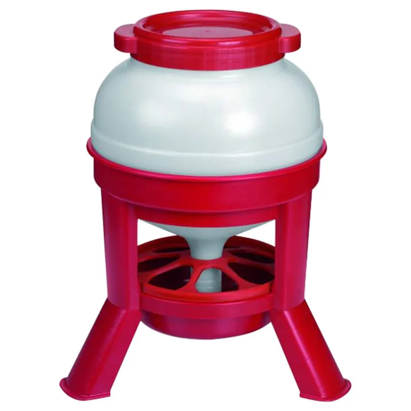 Miller Manufacturing Plastic Dome Feeder