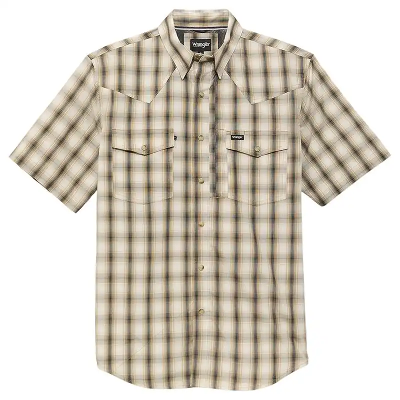 ATG by Wrangler Men‘s Performance Short Sleeve Button Down Shirt