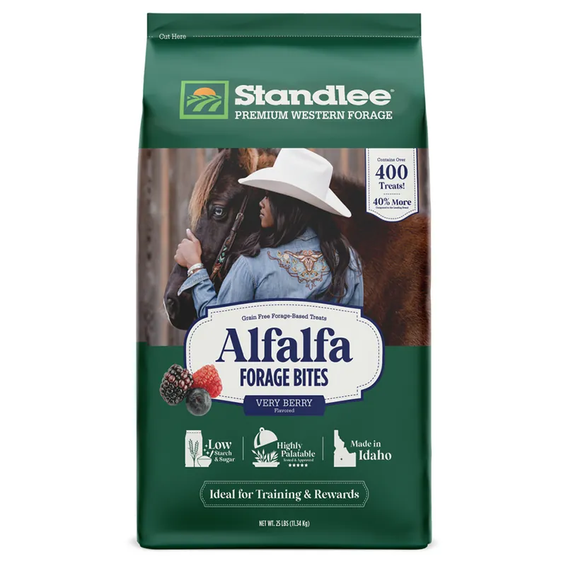 Standlee Alfalfa Forage Bites Very Berry Horse Treats