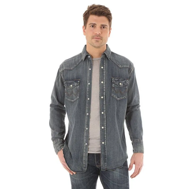 Wrangler® Men‘s Long Sleeve Western Snap Indigo Slub Denim Shirt - Antique Blue