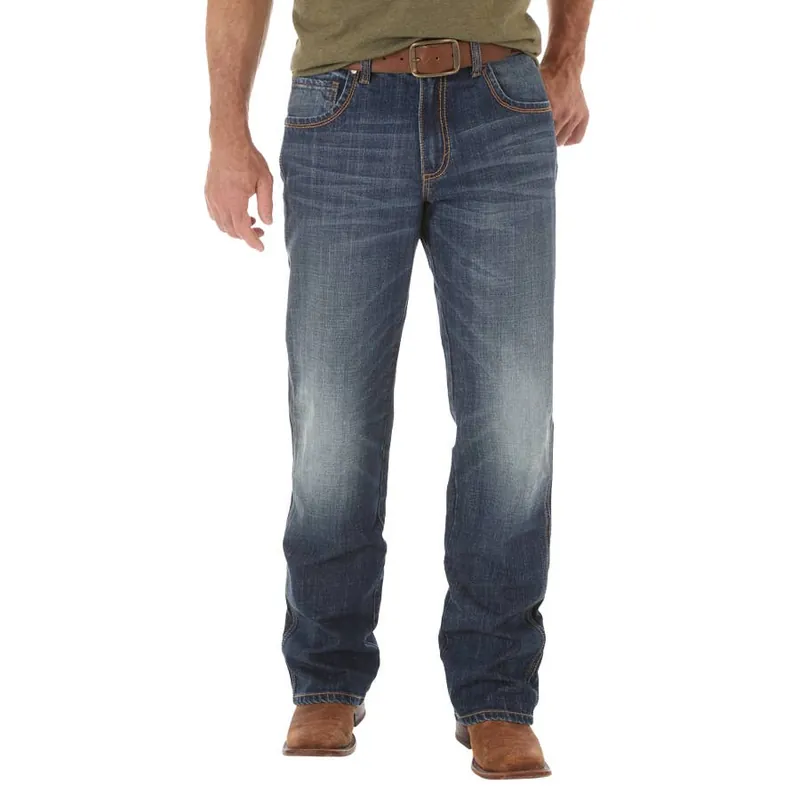 Wrangler Men‘s Retro Relaxed Boot Cut Jeans - Jackson Hole